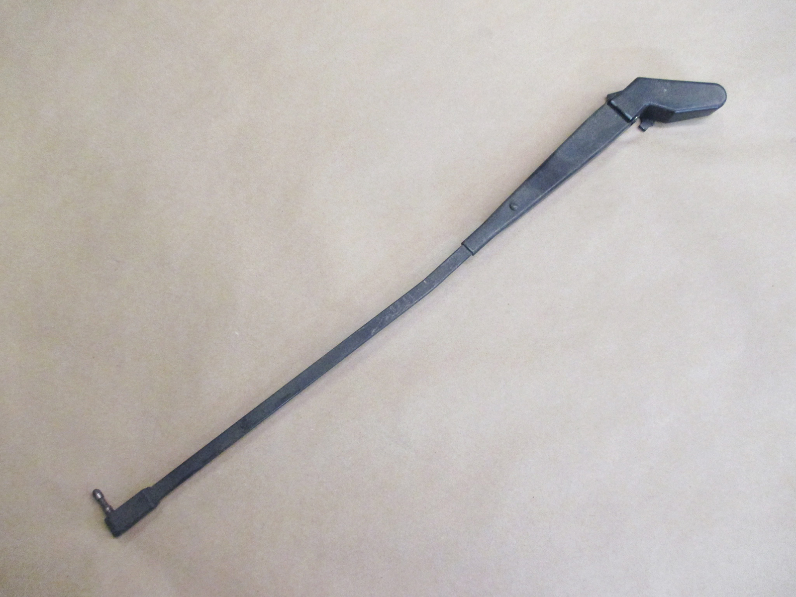 82-86 Camaro/Firebird Windshield Wiper Arm RH